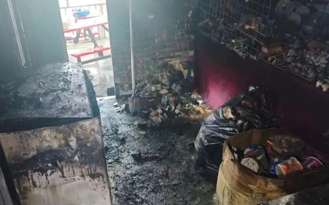 开元棋牌app下载阳江一民房突发火情3人